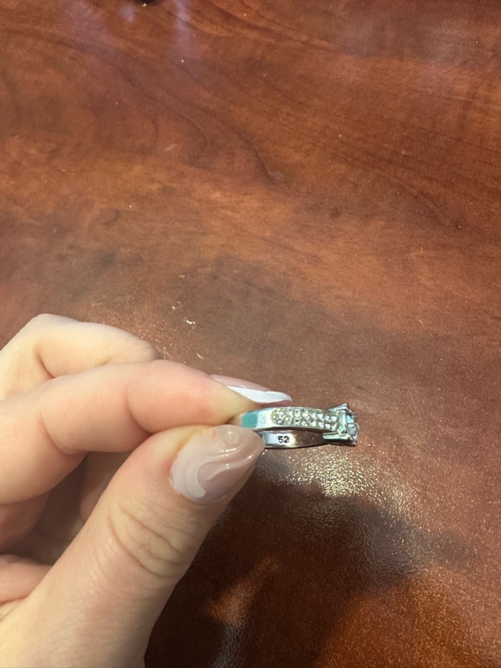Swarovski size 6 Crystal Ring - Picture 3 of 6